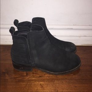 Steve Madden Graant Ankle Boots