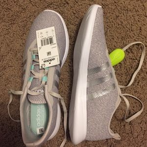 ADIDAS CLOUDFOAM NEO