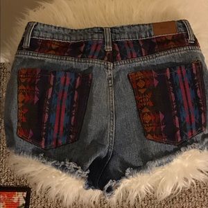 Girlfriend high rise denim shorts by BDG