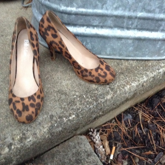Cheetah print boutique heels - Picture 2 of 3