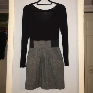 Long sleeve dress with pockets