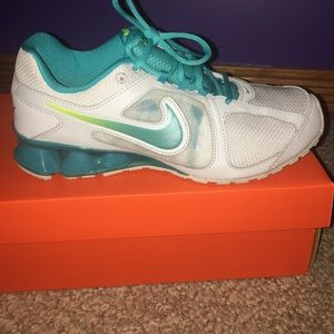 Women's Nike Reax Run 8