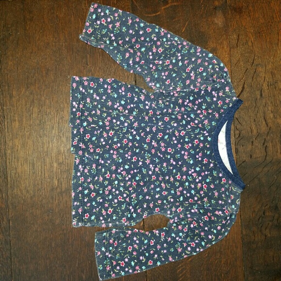 12 month old long sleeve Price limited time only!!