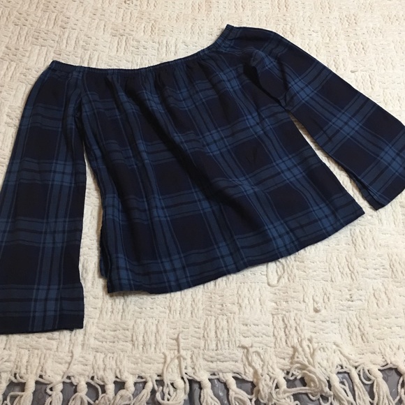 Anthropologie Tops - Cloth and Stone Off the Shoulder Plaid Blue Top Anthropologie Tops - Cloth and Stone Off the Shoulder Plaid Blue Top