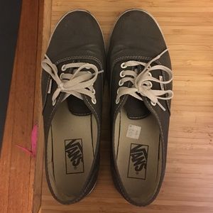 Grey Vans Authentic Lo Pro