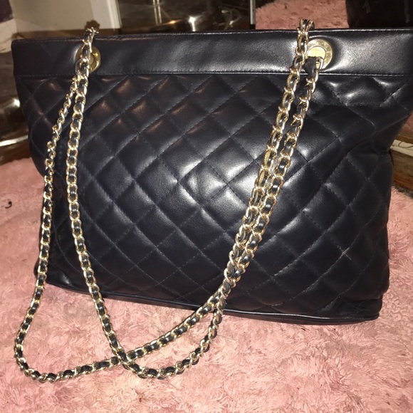 Navy blue medium/large quilted tote