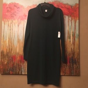 Super cute & comfy Old Navy sweater dress.