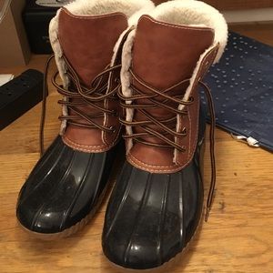 Winter Duck Boots
