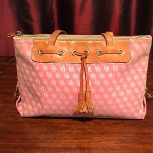 Dooney & Bourke shoulder bag