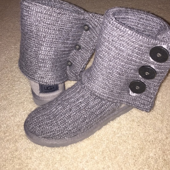 Grey Knit uggs Size 6