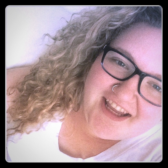 Meet Your Posher!
