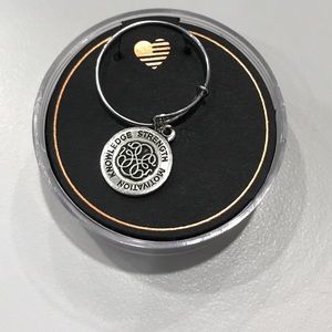 BNWT Alex and Ani Path Of Life ring