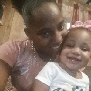 Meet your Posher, Alma