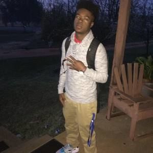 Meet your Posher, Derrick