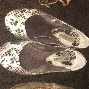 Steve Madden Flats!