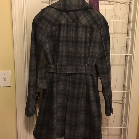 Gray guess coat - Picture 4 of 4