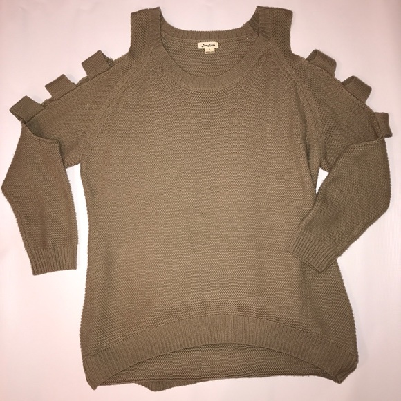 Camel sweater with sleeve cutouts