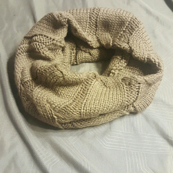 Scarf - Picture 2 of 2