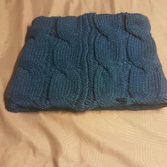 Scarf - Picture 2 of 2
