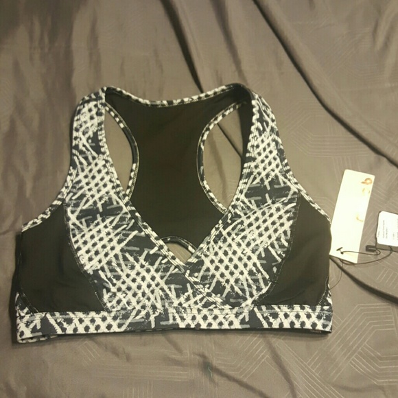 Sports bra
