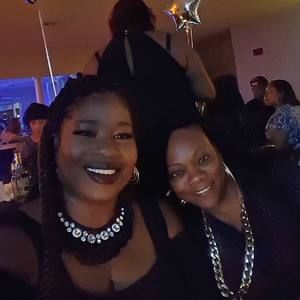 Meet your Posher, Sonia