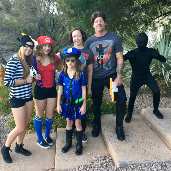 Meet your Posher, Carrie - Picture 7 of 8