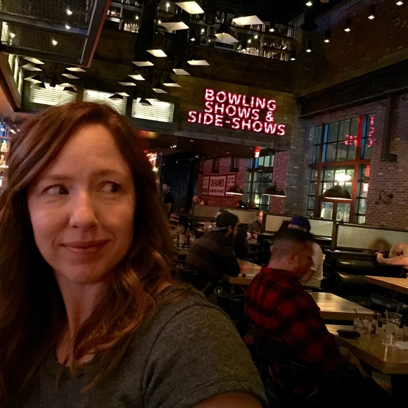 Meet your Posher, Carrie - Picture 4 of 8