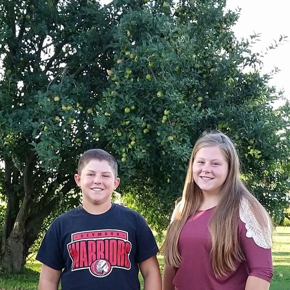 Meet your Posher, Angie - Picture 1 of 1