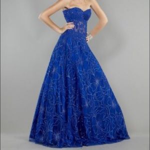HUGE SALE - JOVANI ROYAL BALLGOWN