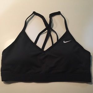 Nike Pro Indy Cross Back Sports Bra