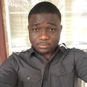 Meet your Posher, Akinyele