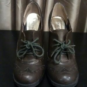 Steve Madden Brown booties