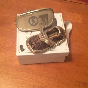 BABY GIRL MICHAEL KORS SHOES SIZE 2. BRAND NEW