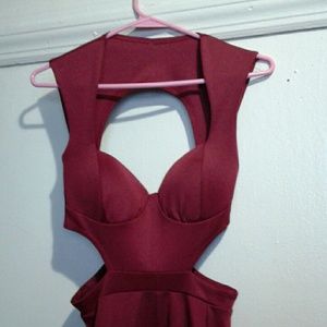 Burgundy cutout bodycon dress