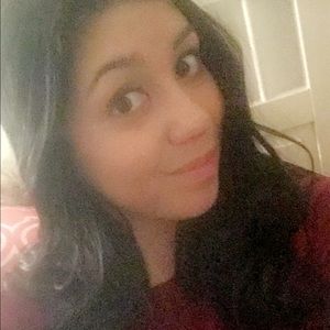 Meet your Posher, Josmarie