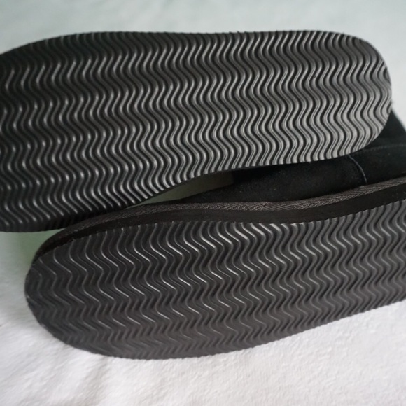 BRAND NEW AEO FRINGE COZY BOOTIE - Picture 4 of 4