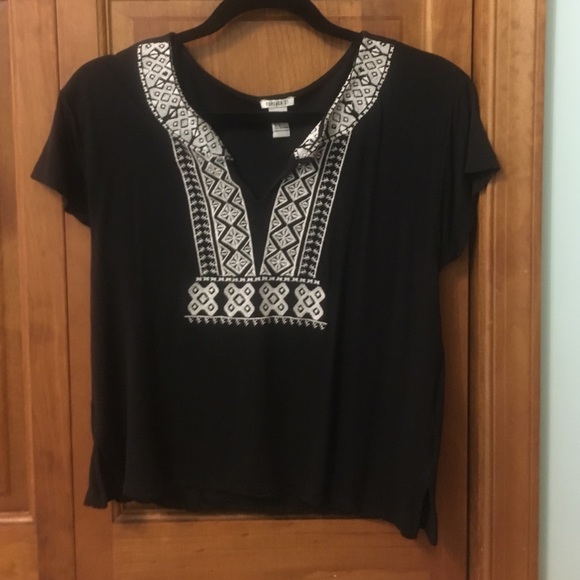 Detailed t-shirt