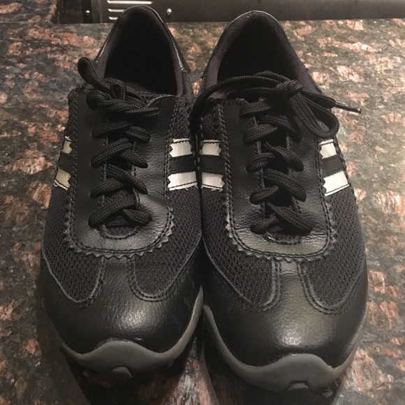 Black and silver Steve Madden Shoes