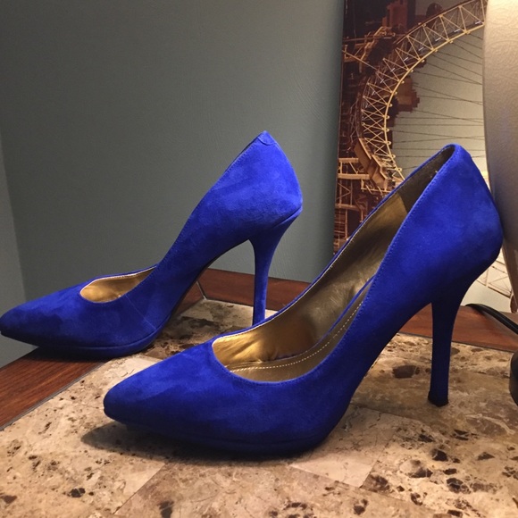 BCBGeneration Shoes - BCBGeneration cobalt blue high heels. Size 10.