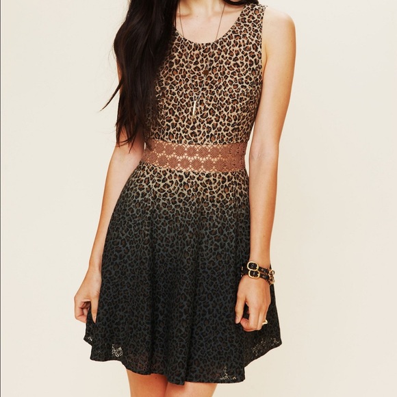 FREE PEOPLE. Size 2. Leopard Dress.