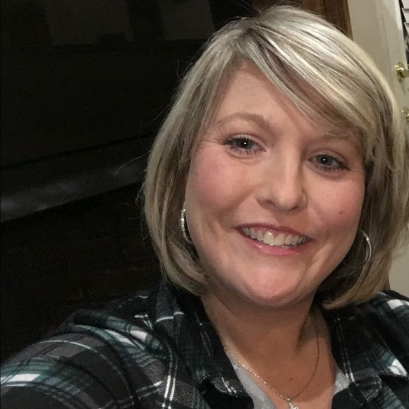 Meet your Posher, Lezlie