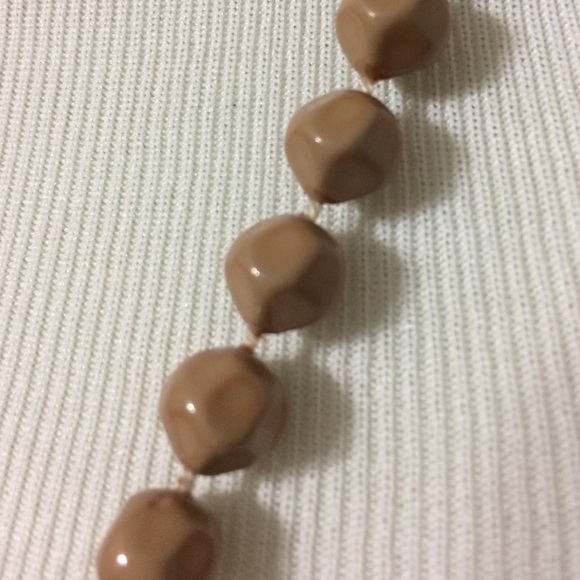 Tan Necklace - Picture 2 of 4