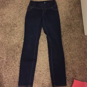 Old Navy Maternity Skinny Jeans