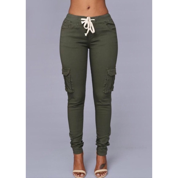 Fashion Nova Pants - Cargo Pants