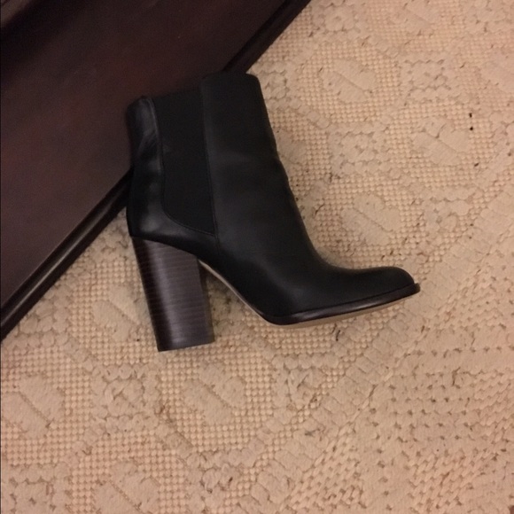Boots worn maybe twice