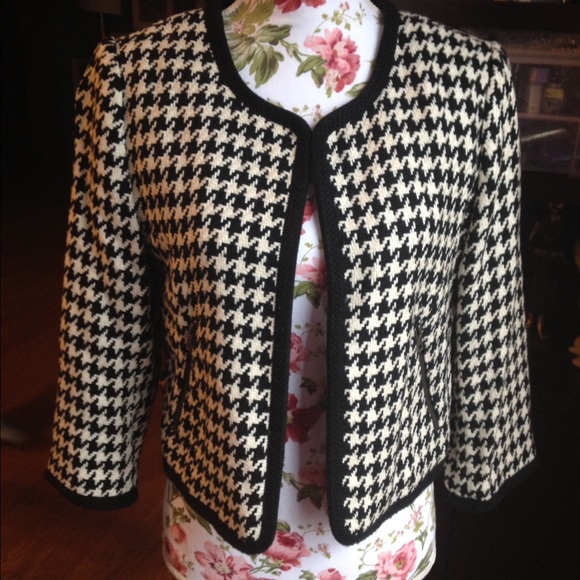 ▫️▪️Houndstooth blazer