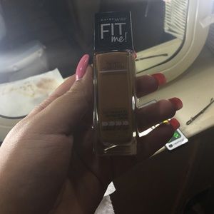 Fit me maybelline foundation shade #355 (coconut)