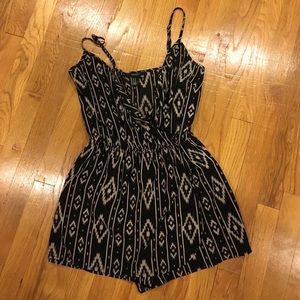 Printed Skort Romper - Forever21 - M