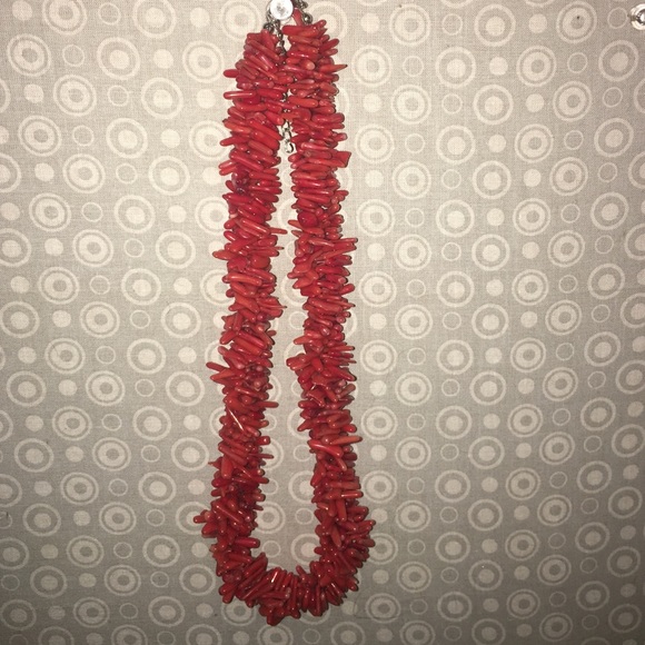 Jamaican necklace