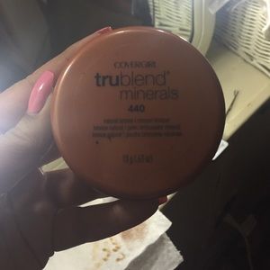 Covergirl Natural bronze powder